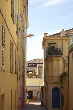 Perspective de la rue Sidi-Brahim sur la rue Saint-Michel.