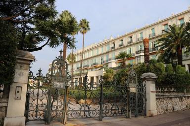 Vue de l'entre et du jardin