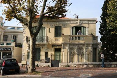 Vue de la façade principale