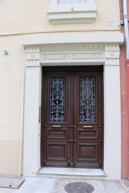 Détail de la porte d'entrée