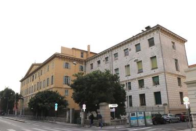 Vue du front urbain originel de l'hpital