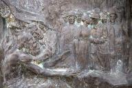 Carr de Verdun. Haut-relief en bronze dit Victoire. Sculpteur mile Guillaume. 1919. Dtail.