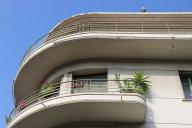 Détail des balcons filants