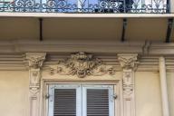 Détail d'un décor de baie des travées courantes