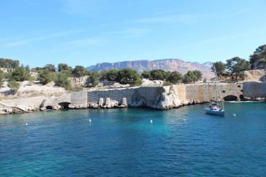 Vue du mur rive gauche, amnag pour la carrire Chauvet