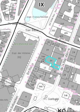 Plan de masse du cinéma en coeur d'îlot et de son entrée sous immeuble en direction de la rue de la République.