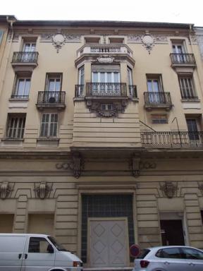 Cinéma Le central, façade antérieure sur la rue Bonaparte en 2019
