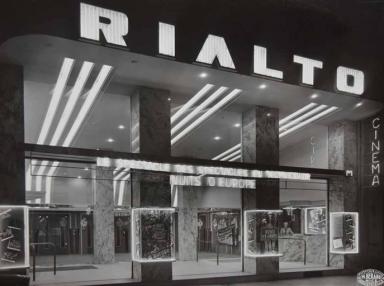 La façade du Rialto en 1959