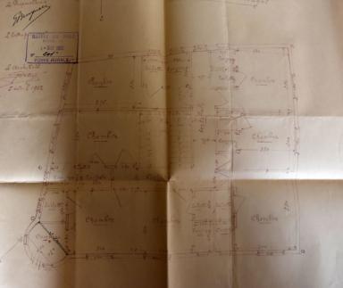 Demande de permis de construire, mai 1932, J. Detry architecte, plan des 1er et 2me tages (cote 2T681 378).