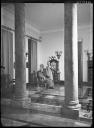 Orlamonde du temps de Maurice Maeterlinck, chambre  colonnes, Jean Giletta photographe (cote glt02646)