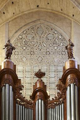 Revers de la faade ouest, fausse verrire peinte au-dessus de l'orgue