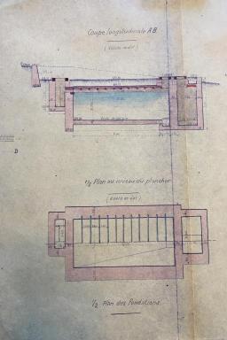 Distribution des eaux de la source des Mines. Plan et coupe de la chambre de manoeuvre du rservoir dress et modifi par lingnieur ordinaire Vidal, Aiguines, 1932