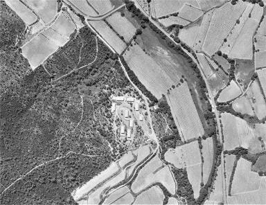 Vue aérienne du hameau en juin 1975.