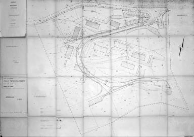 Plan topographique d'une zone  lotir, hameau de Harkis, 1/200e dans projet de lotissement, 8 juillet 1982.