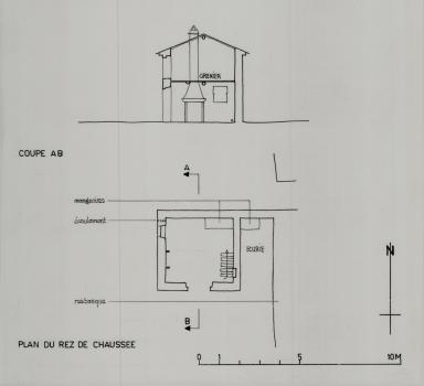 Plan du rez-de-chaussée et coupe AB.