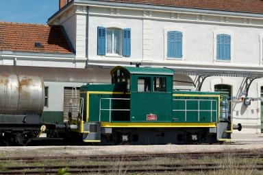 Le locotracteur Y 6424 en gare de Brignoles (ligne de Gardanne à Carnoules)