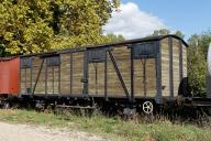 Le wagon couvert "standard A", à Besse-sur-Issole