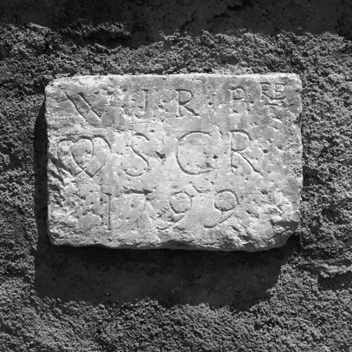 Pierre grave remploye portant l'inscription : W.J.R.P.re/S.C.R./1799.