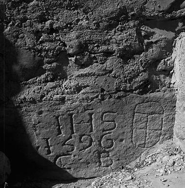 Inscription sur la premire pierre d'angle.