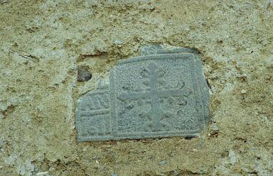 Inscription rcupre sur l'ancienne chapelle du Chazelet qui a brl en 1858 : IHS ? L'an 1611.