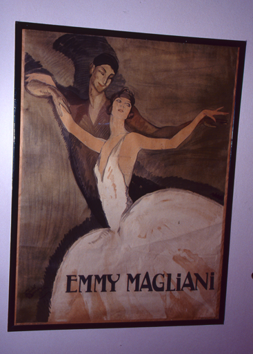 Portrait d'Emmy Magliani situ dans le vestibule.