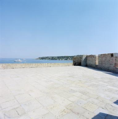 Plate forme du demi-bastion Saint-André, muret d'appui et parapet d'artillerie.
