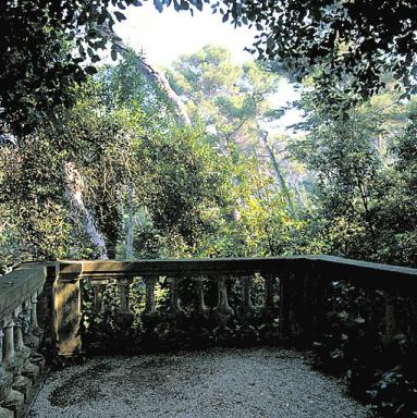 Le petit belvédère au nord-ouest de la villa.