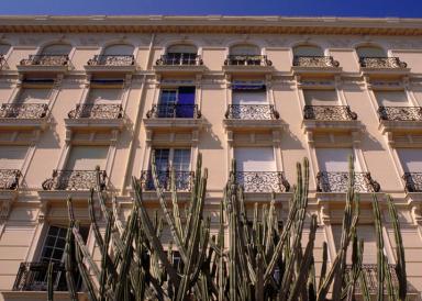 Vue partielle de la façade sud de l'annexe, depuis le sud.