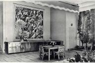 La villa Aujourd'hui. La terrasse du bar. Vue prise vers le côté ouest de la maison.