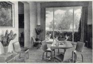 La villa Aujourd'hui. La salle à manger. Vue prise de la porte d'entrée vers le nord.