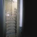 2e étage. Appartement de Mme Beaumont. La salle de bain pompéienne. La douche à jets multiples.