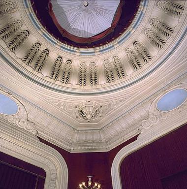 Salle de spectacle, couvrement, détail de l'angle sud-ouest.