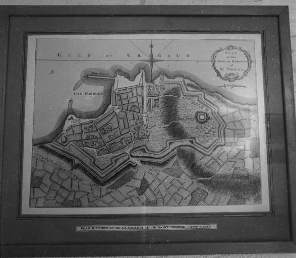 Plan de la ville et du port.