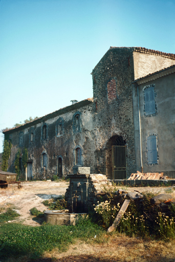 Btiment sud de la grande cour.