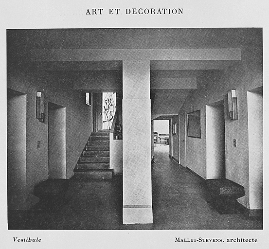 Logis initial. Rez-de-chausse. Le vestibule pris de l'entre.