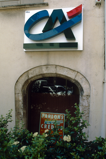 Maison, boulevard de la Rpublique (M2 1384) : porte.