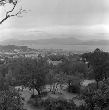 Vue d'ensemble prise de la chapelle Sainte-Anne.