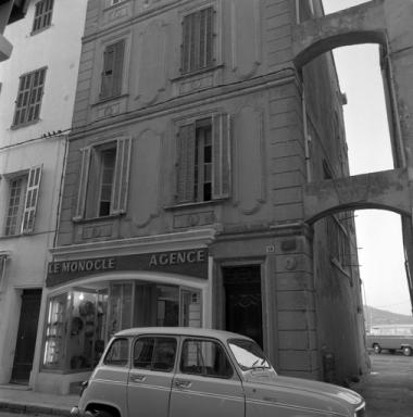Façade.