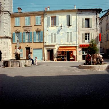 Vue d'ensemble des faades sud.