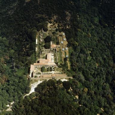 Vue aérienne rapprochée prise du sud, stéréo gauche.