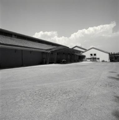 Extérieur.