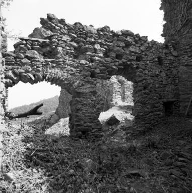 Cellule 5. Atelier, intérieur, vue de volume prise du nord-ouest.