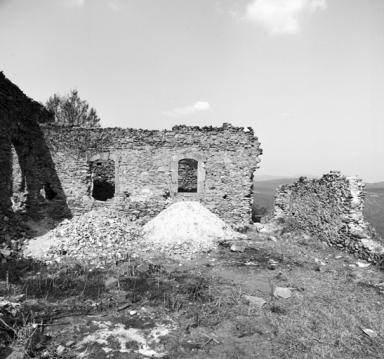 Cellule 4. Promenoir, élévation sud, vue géométrale.