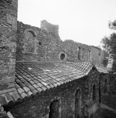 Eglise 1. Elvation nord, au-dessus de la galerie est du grand clotre.