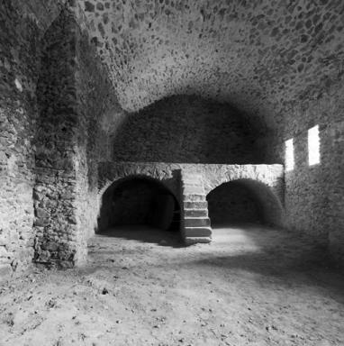 Bâtiment B, étage de soubassement, cellier, vue de volume prise du nord.