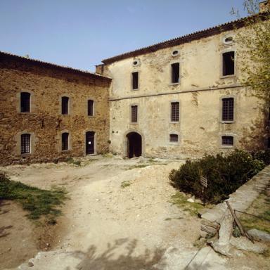 Bâtiment C, élévation sud, travées 1 à 3.