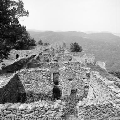 Cellules 2 à 6, vue d'ensemble prise du sud depuis le toit de la cellule 1.