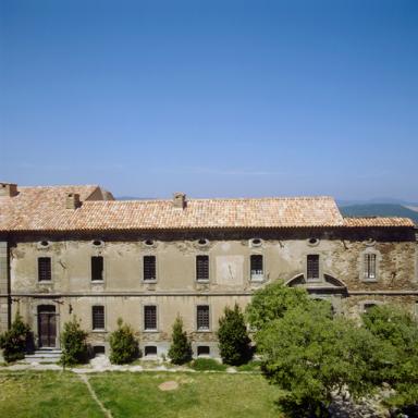 Bâtiment C, élévation sud, travées 6 à 12, vue prise du toit du bâtiment A.