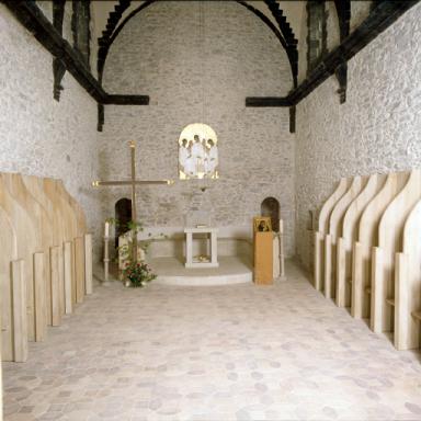 Eglise 2, intérieur, vue de volume prise du nord.