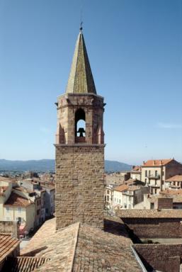 Clocher, vue d'ensemble prise de l'est depuis la tour du chevet.